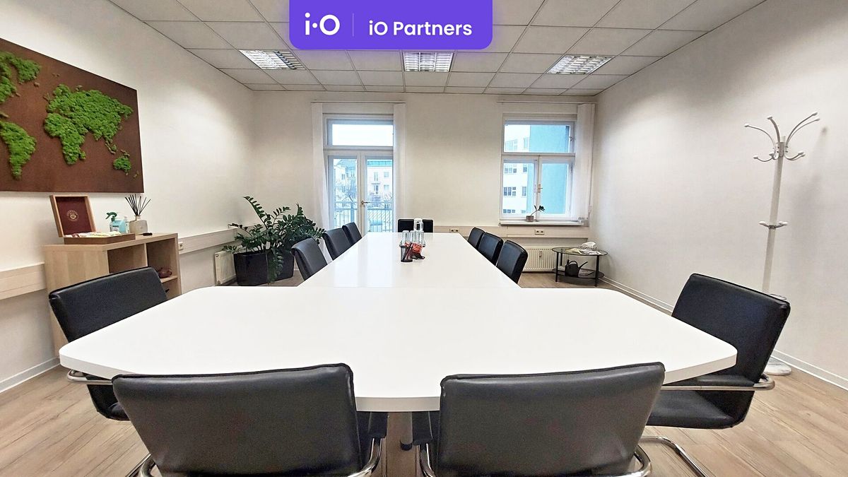 Pronájem kanceláře 234 m² – fotografie 2