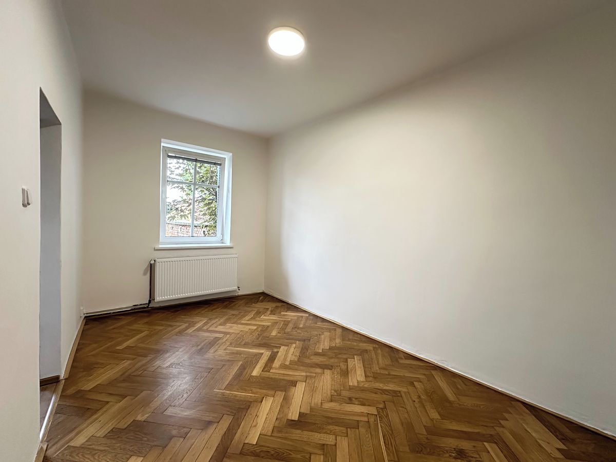 Pronájem bytu 3+1 84 m² – fotografie 4