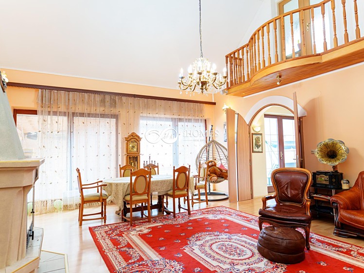 Будинок на продаж, 226 м² (3 з 20)