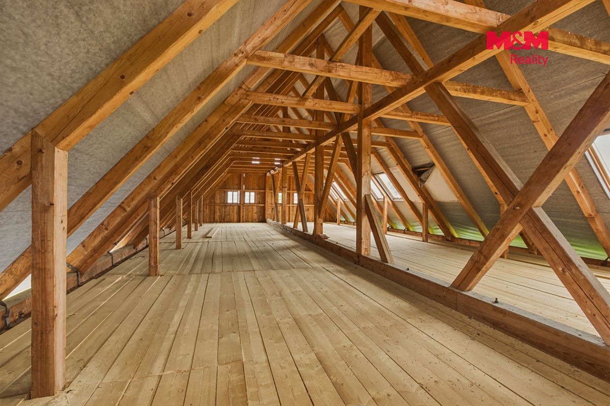 Prodej zemědělské usedlosti 340 m², pozemek 1502 m² – fotografie 3