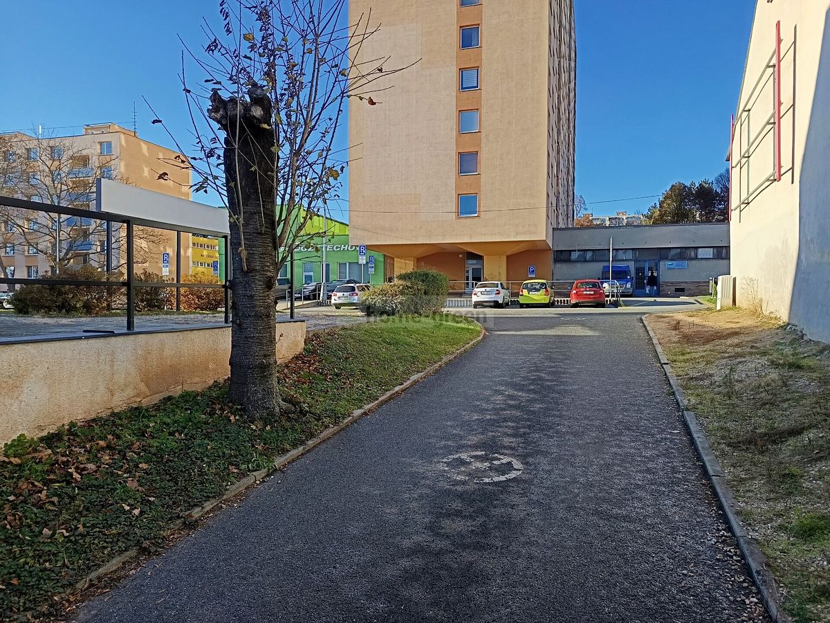 Prodej skladového prostoru 600 m² – fotografie 3