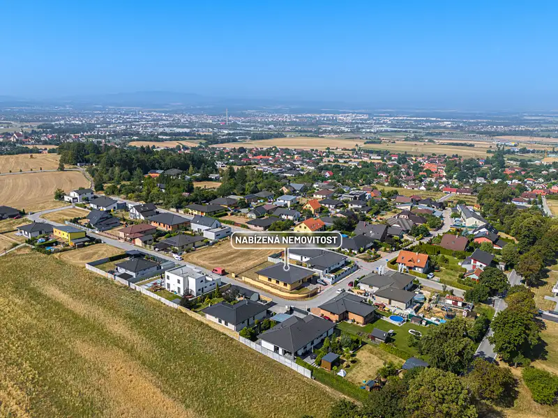 Prodej rodinného domu 193 m², pozemek 815 m², Adamov – náhled fotky 2