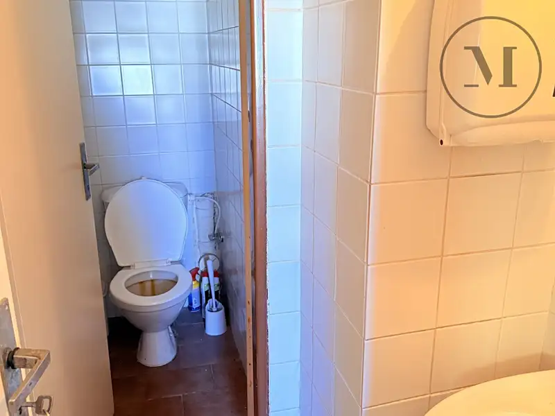 Pronájem kanceláře 19 m², Netolice – náhled fotky 3