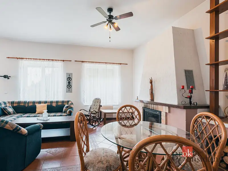 Prodej rodinného domu 400 m², pozemek 2994 m², Karlovy Vary – náhled fotky 3