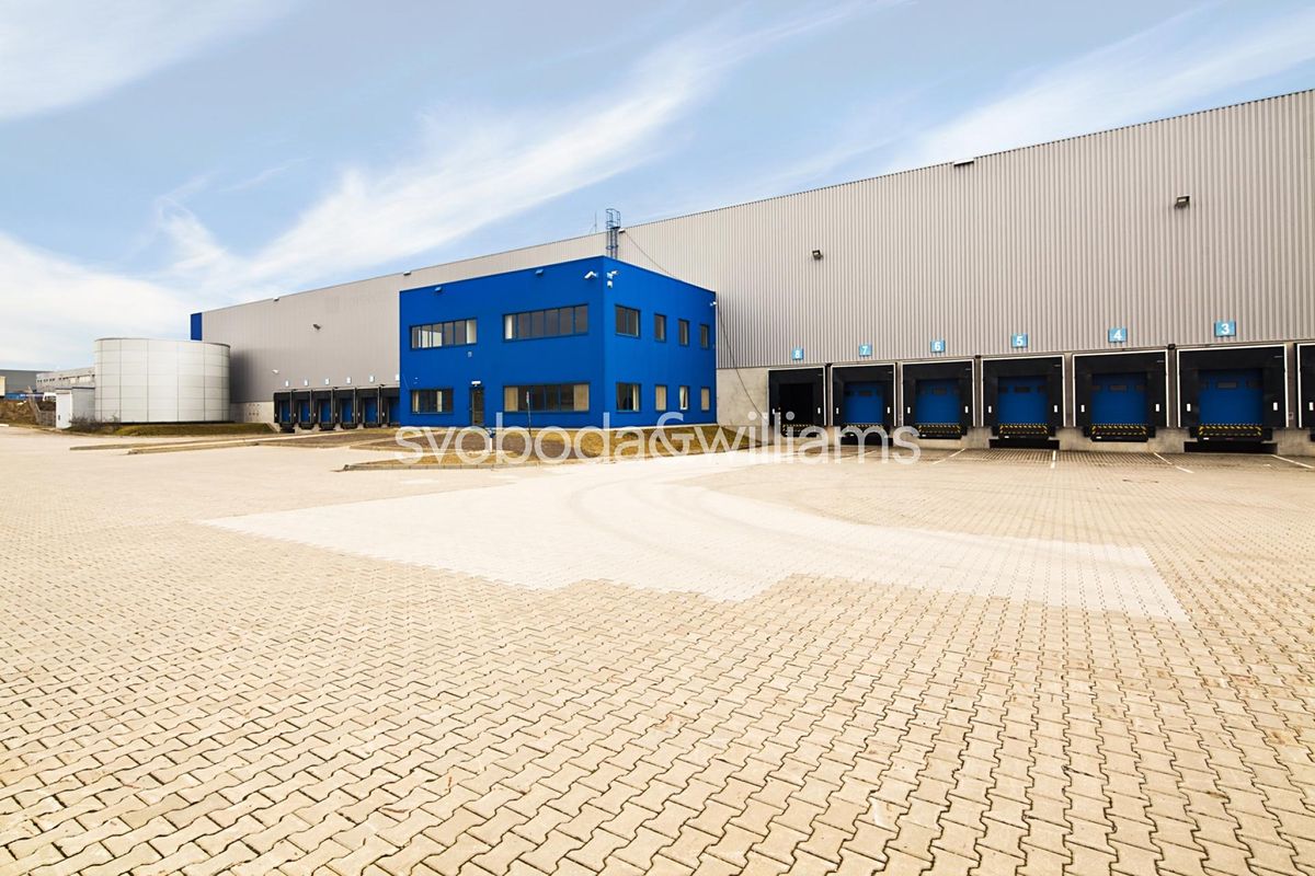 Pronájem skladového prostoru 16173 m² – fotografie 2