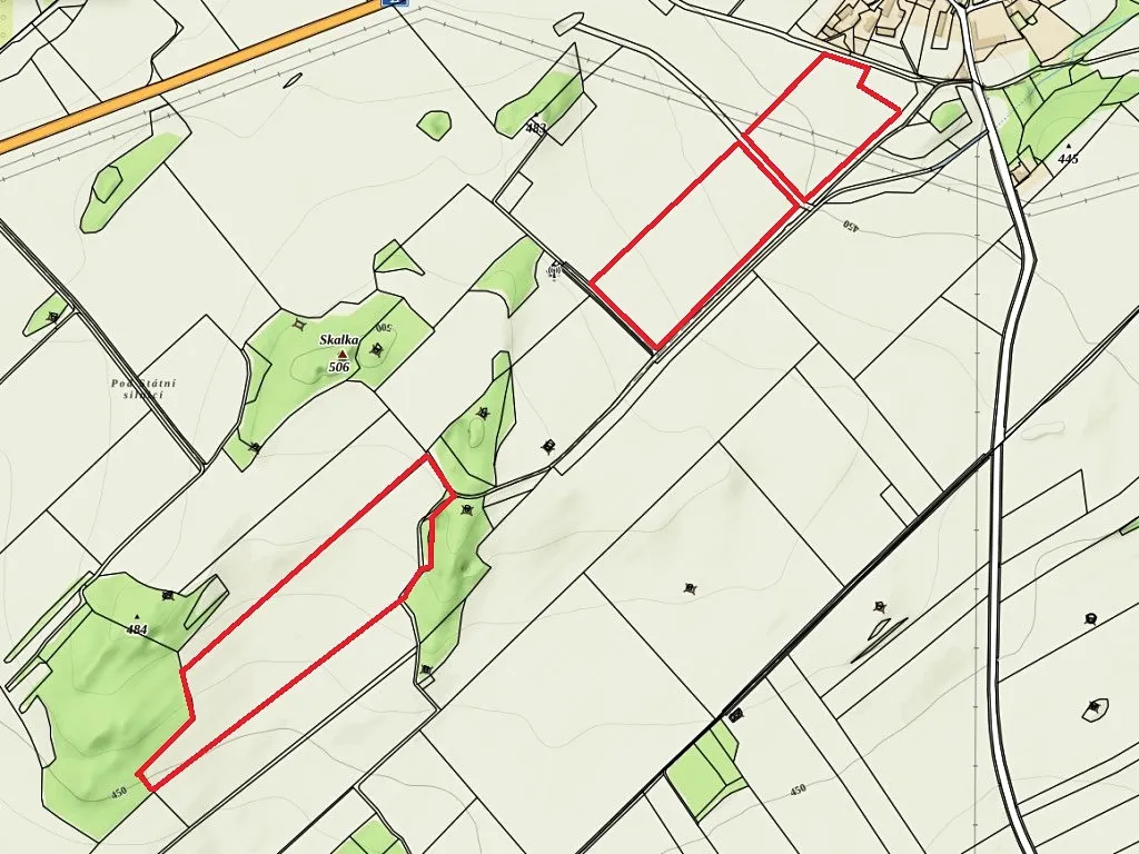 Prodej pole 141887 m²