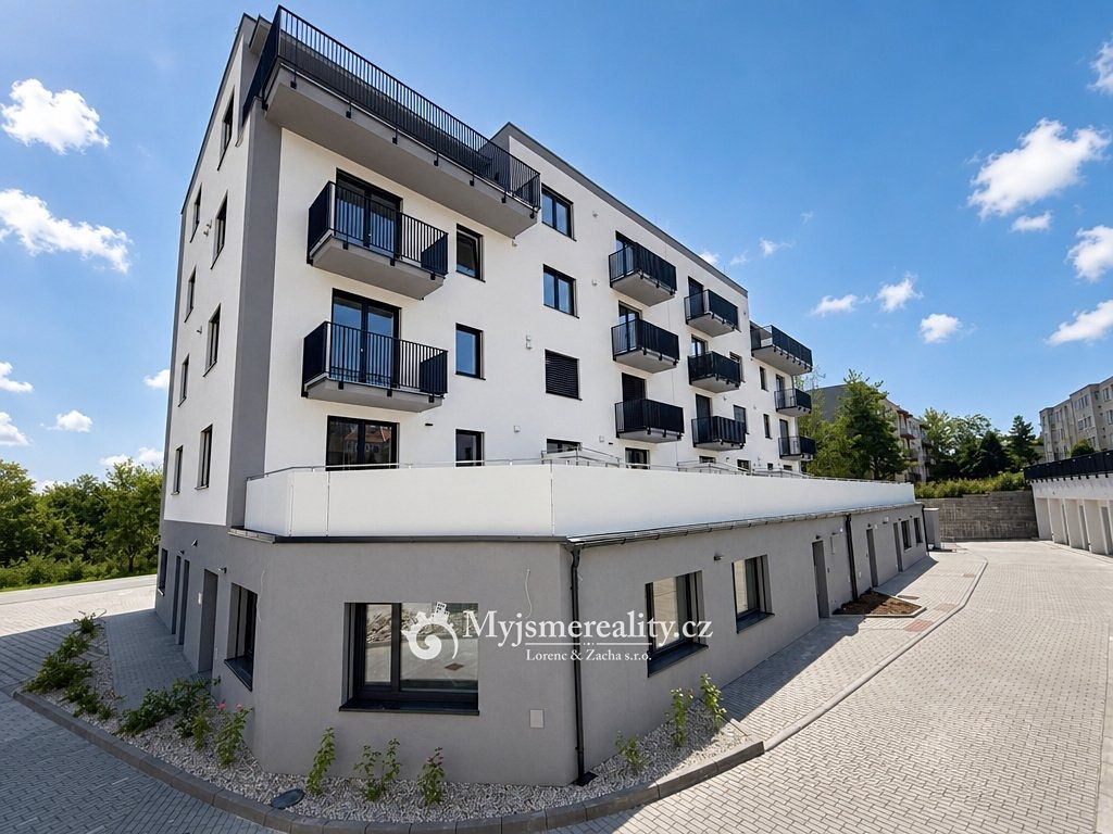Pronájem bytu 3+kk 81 m²