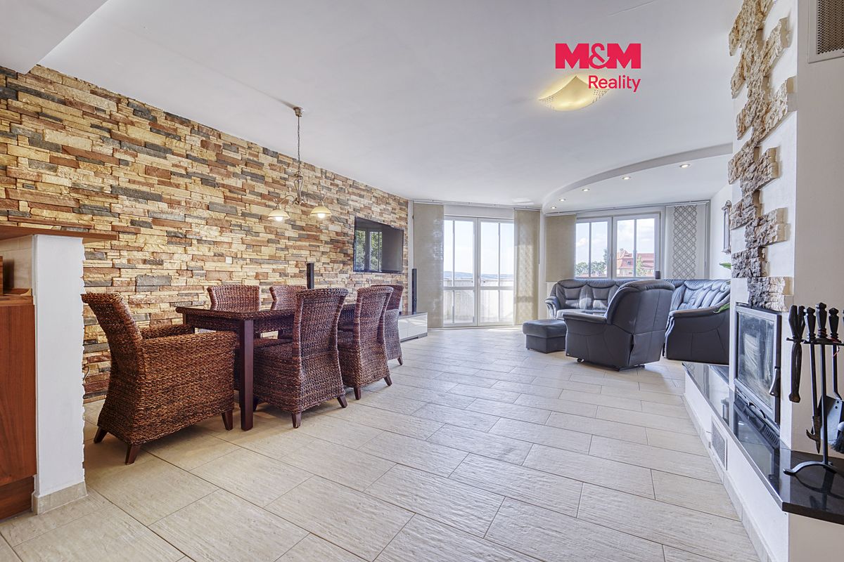 Pronájem bytu 3+kk 94 m²