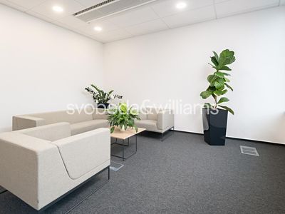 Pronájem kanceláře 520 m²