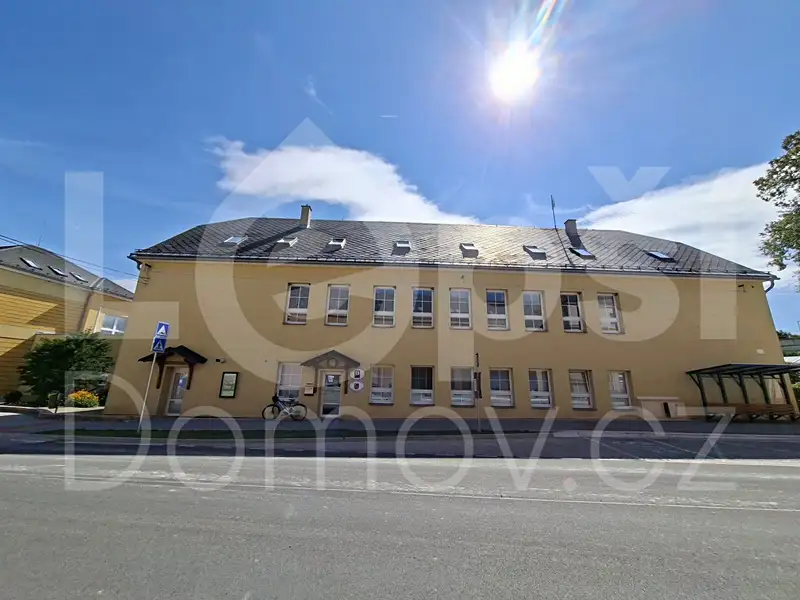 Pronájem bytu 2+kk 83 m², Mikulovice – náhled fotky 1