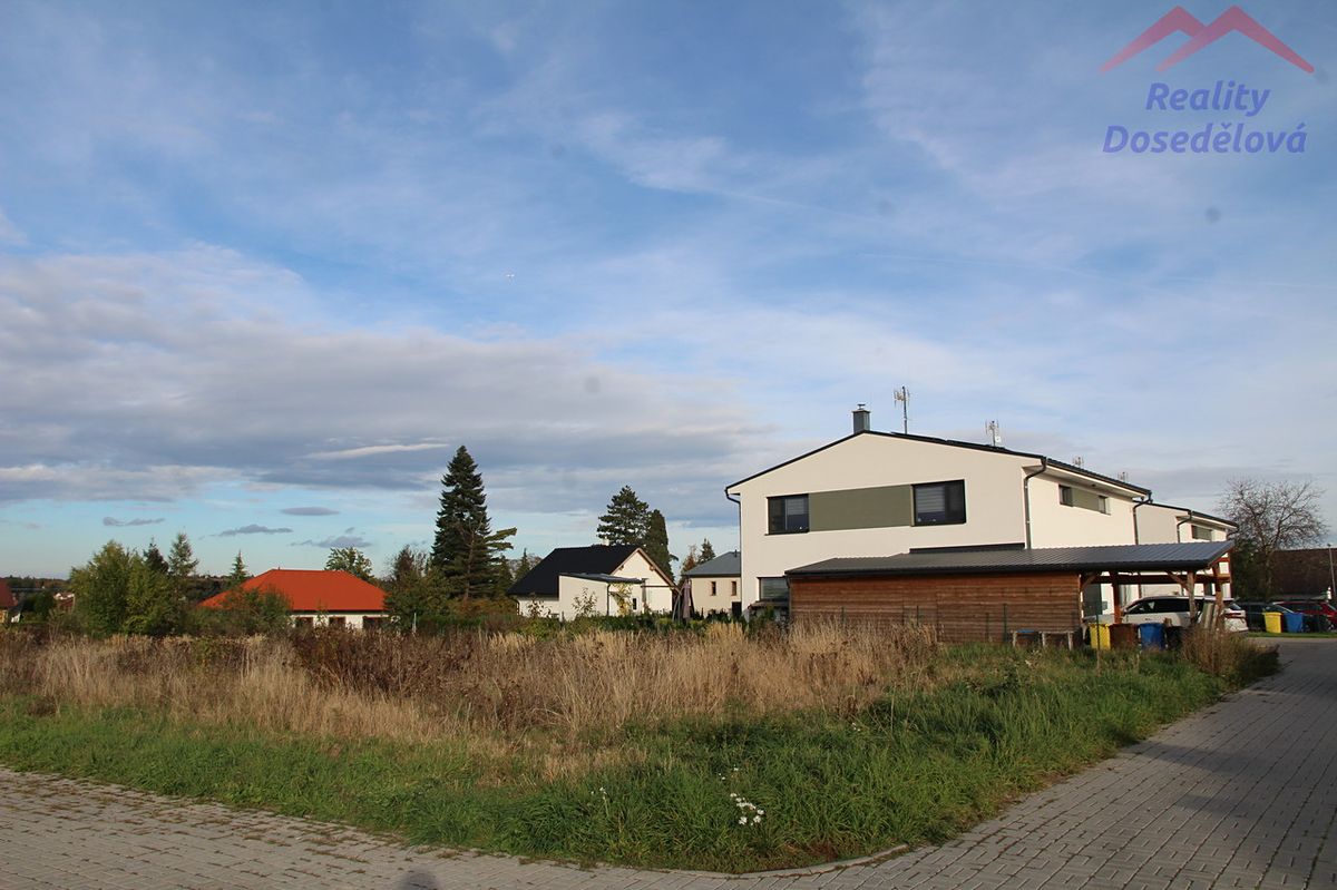 Prodej stavebního pozemku 812 m² – fotografie 5