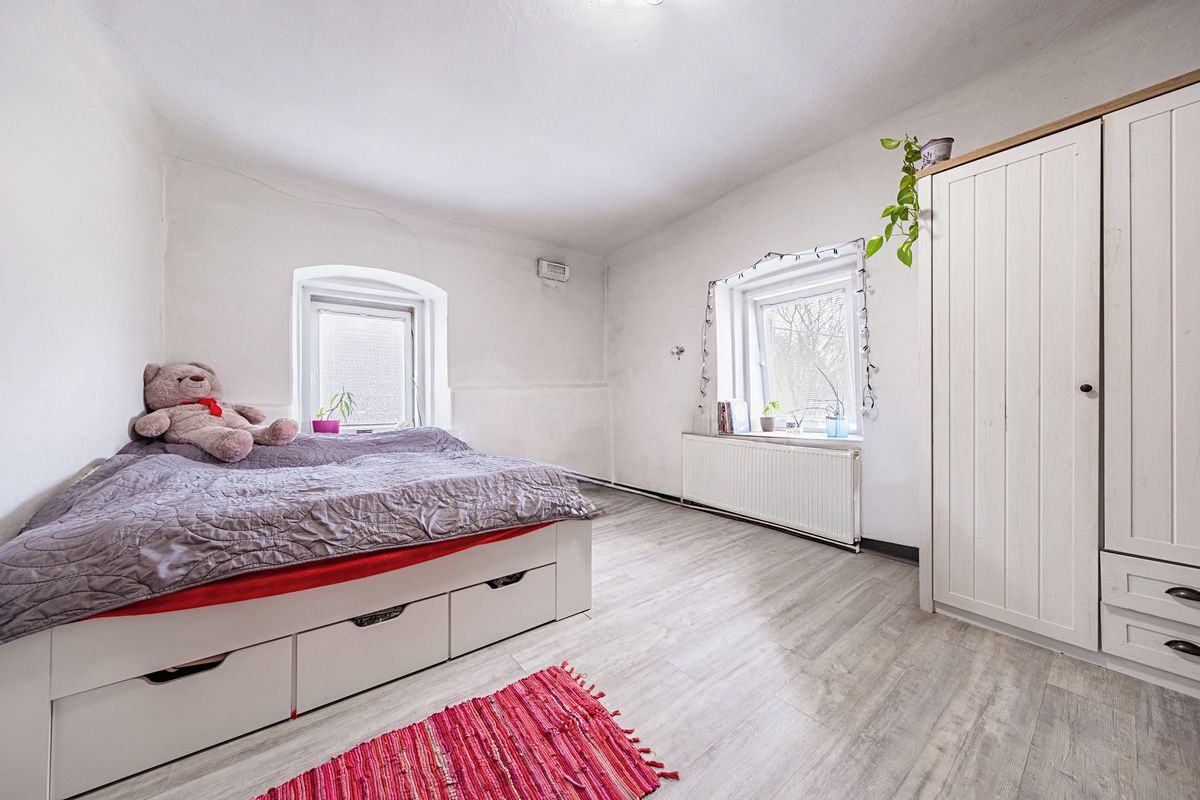 Prodej rodinného domu 203 m², pozemek 544 m² – fotografie 3