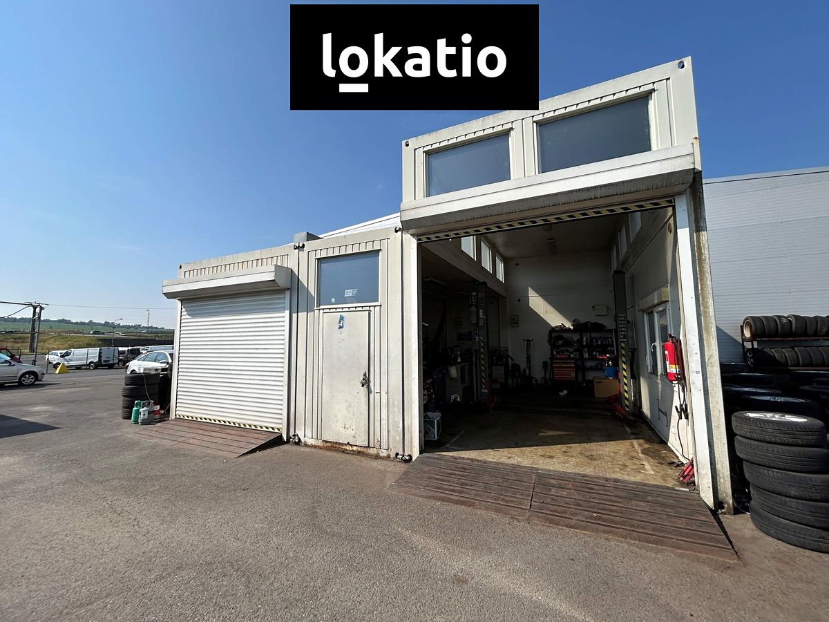 Pronájem komerčního pozemku 1122 m²