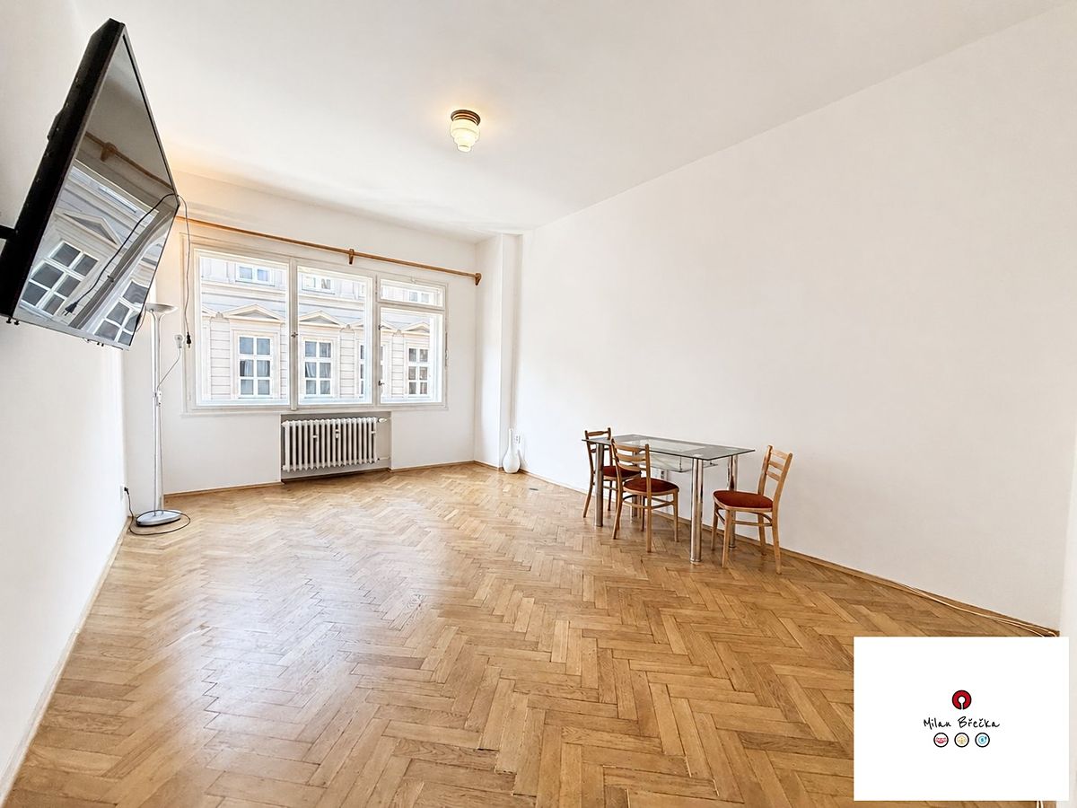 Pronájem bytu 1+kk 31 m²