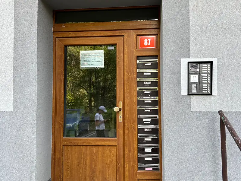 Pronájem bytu 2+1 55 m², Bukovany – náhled fotky 2