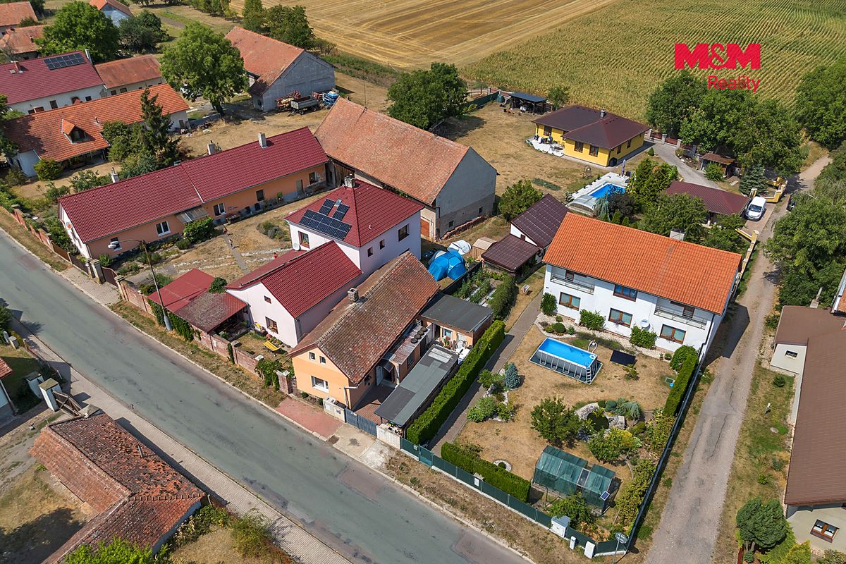 Prodej rodinného domu 81 m², pozemek 200 m² – fotografie 4