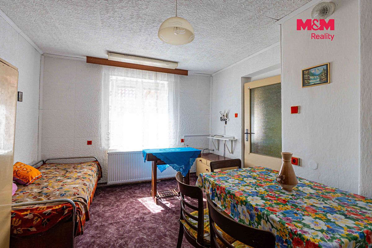 Prodej rodinného domu 65 m², pozemek 2807 m² – fotografie 5
