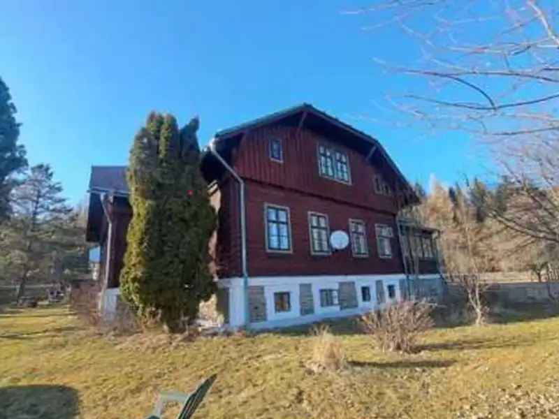Prodej rodinného domu 297 m², pozemek 2021 m², Světlá Hora – náhled fotky 3