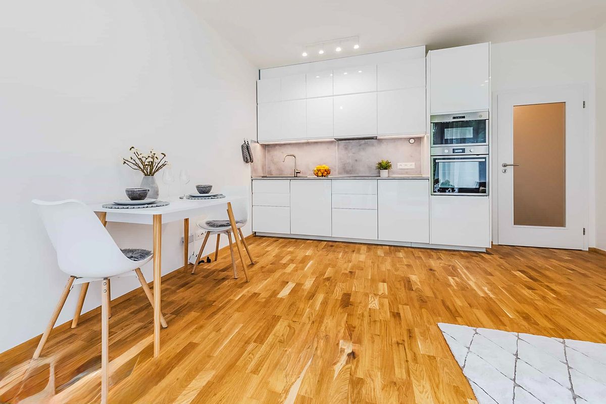 Pronájem bytu 2+kk 91 m² – fotografie 2