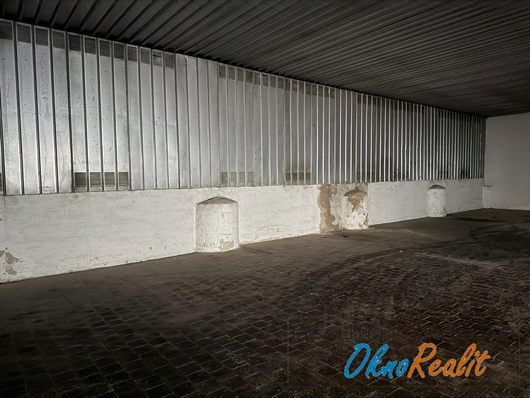 Pronájem komerčního prostoru, 200 m² (20 z 50)