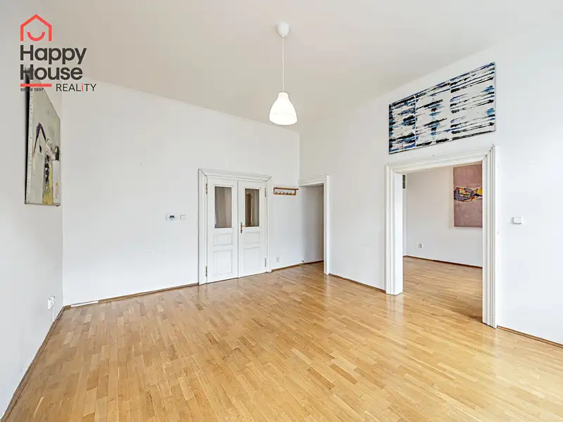 Pronájem bytu 4+1 114 m², Praha – náhled fotky 2