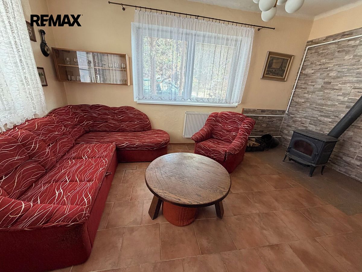Prodej rodinného domu 160 m², pozemek 238 m² – fotografie 3