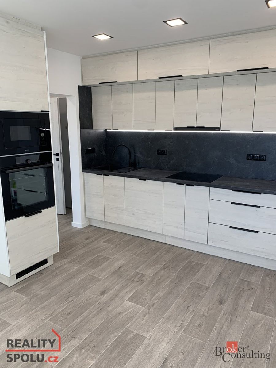 Pronájem bytu 2+kk 35 m²