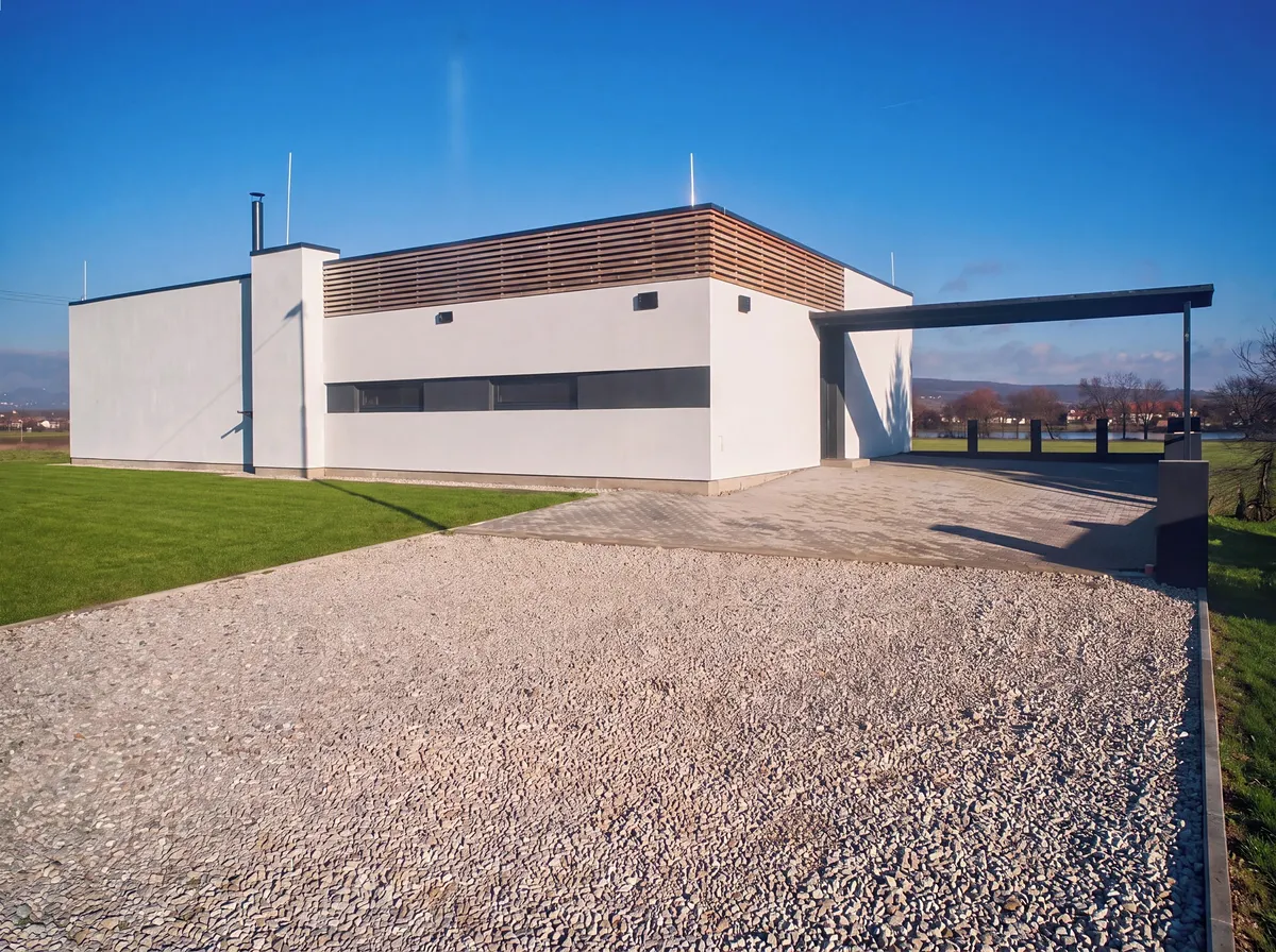 Prodej vily 236 m², pozemek 2500 m²