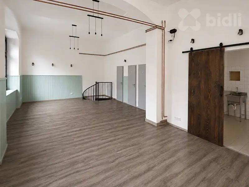 Pronájem obchodního prostoru 151 m², Praha – náhled fotky 2
