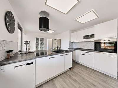 Prodej  vícegeneračního domu 181 m², pozemek 889 m²