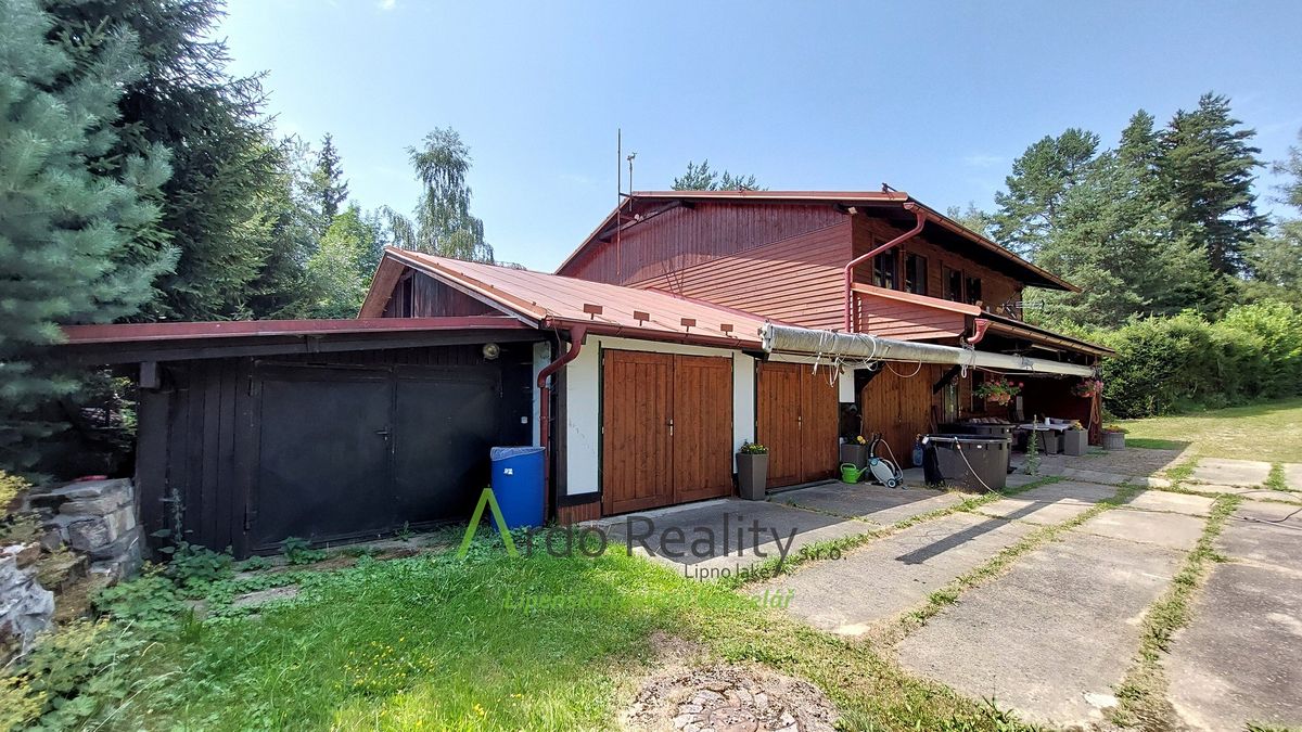 Prodej rodinného domu 232 m², pozemek 2244 m² – fotografie 4