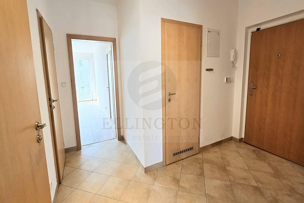 Pronájem bytu 2+kk 54 m² – fotografie 5