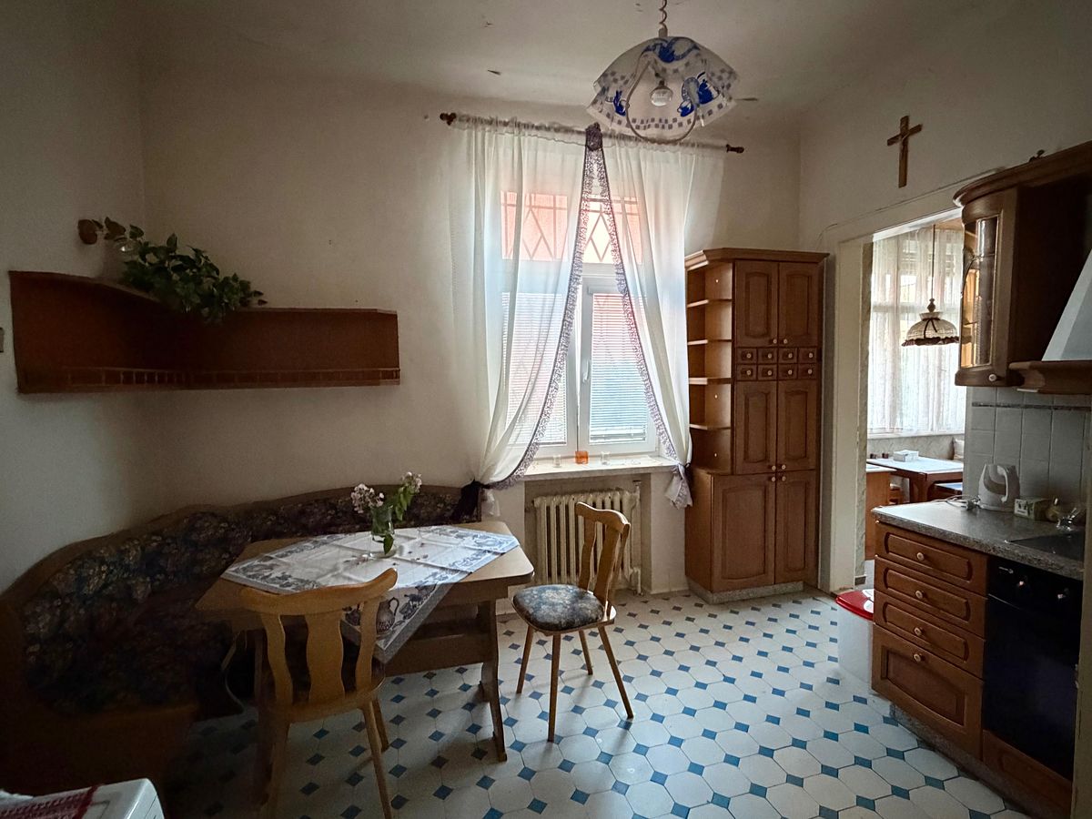 Prodej vily 240 m², pozemek 637 m² – fotografie 3