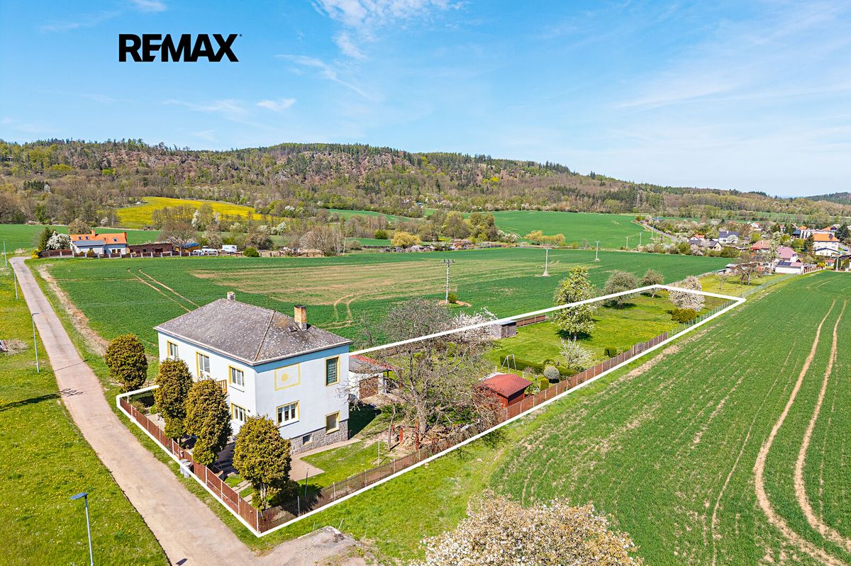 Prodej rodinného domu 200 m², pozemek 3180 m² – fotografie 3