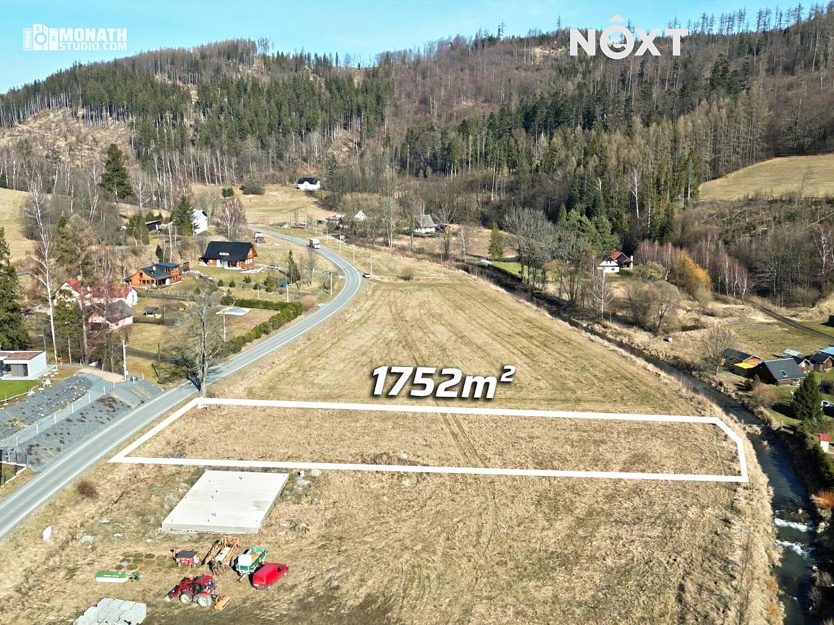 Prodej stavebního pozemku 1752 m² – fotografie 2
