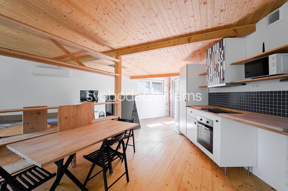 Prodej rodinného domu 174 m², pozemek 673 m² – fotografie 3