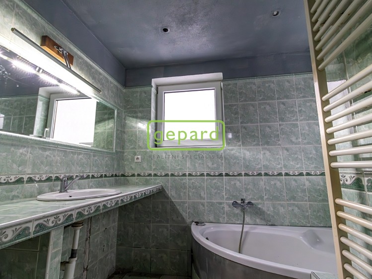 Prodej domu, 90 m² (4 z 13)