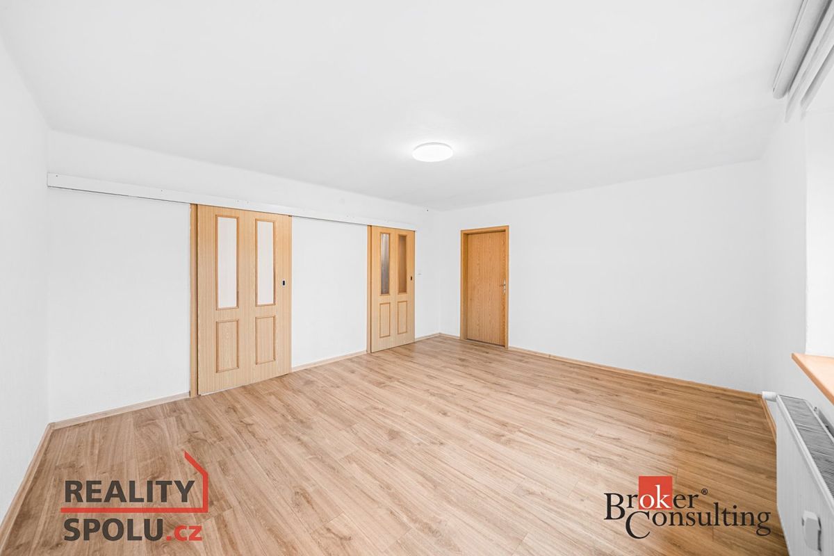 Pronájem bytu 3+1 58 m² – fotografie 3