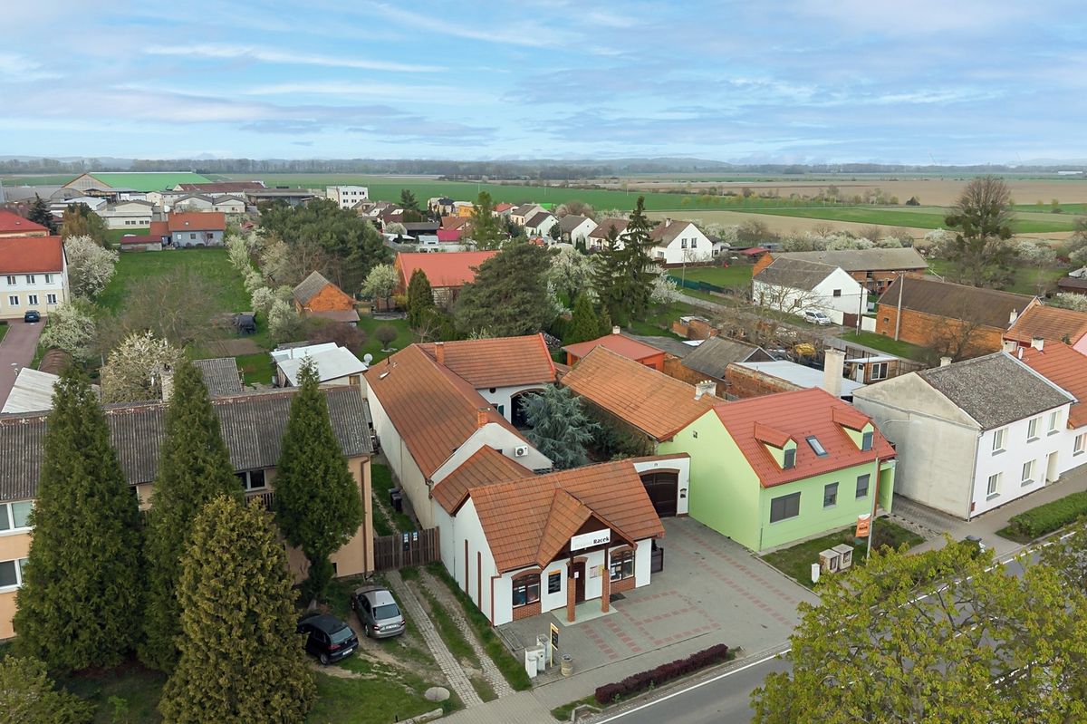 Prodej obchodního prostoru 470 m² – fotografie 2