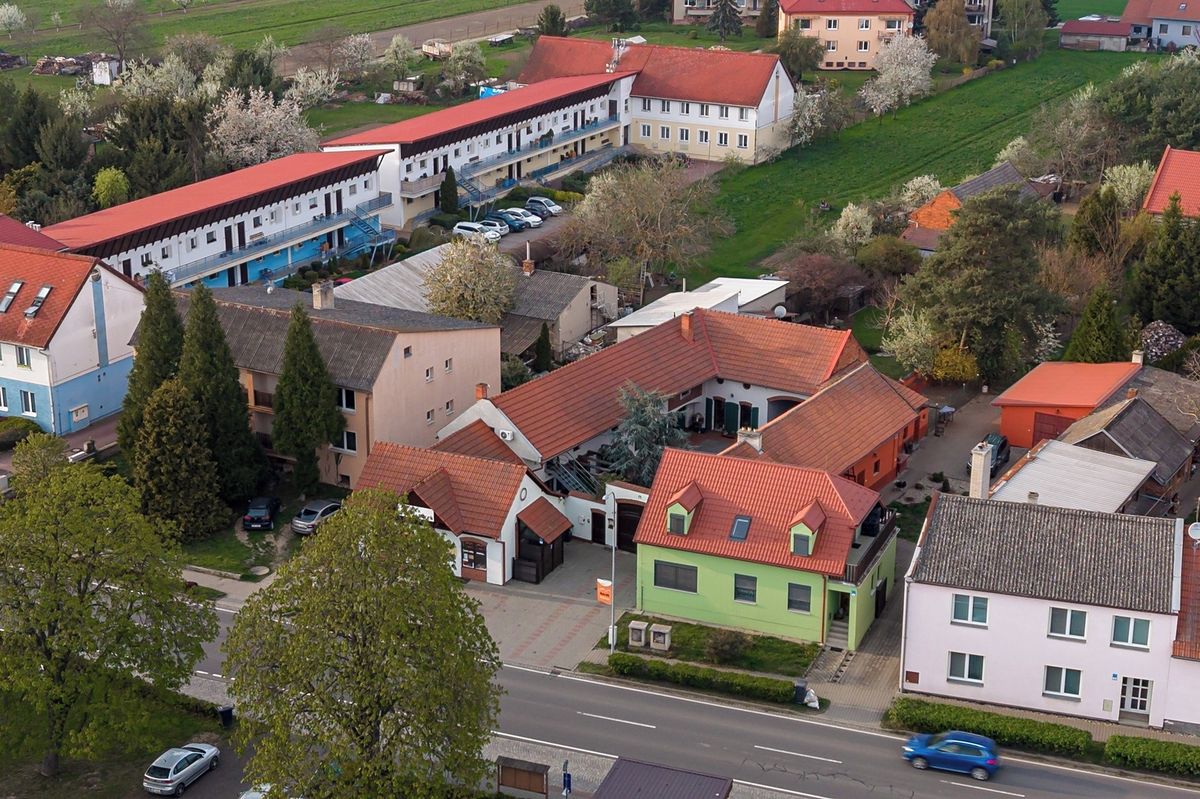 Prodej rodinného domu 470 m², pozemek 3686 m², Troubky – fotka 1 z 3