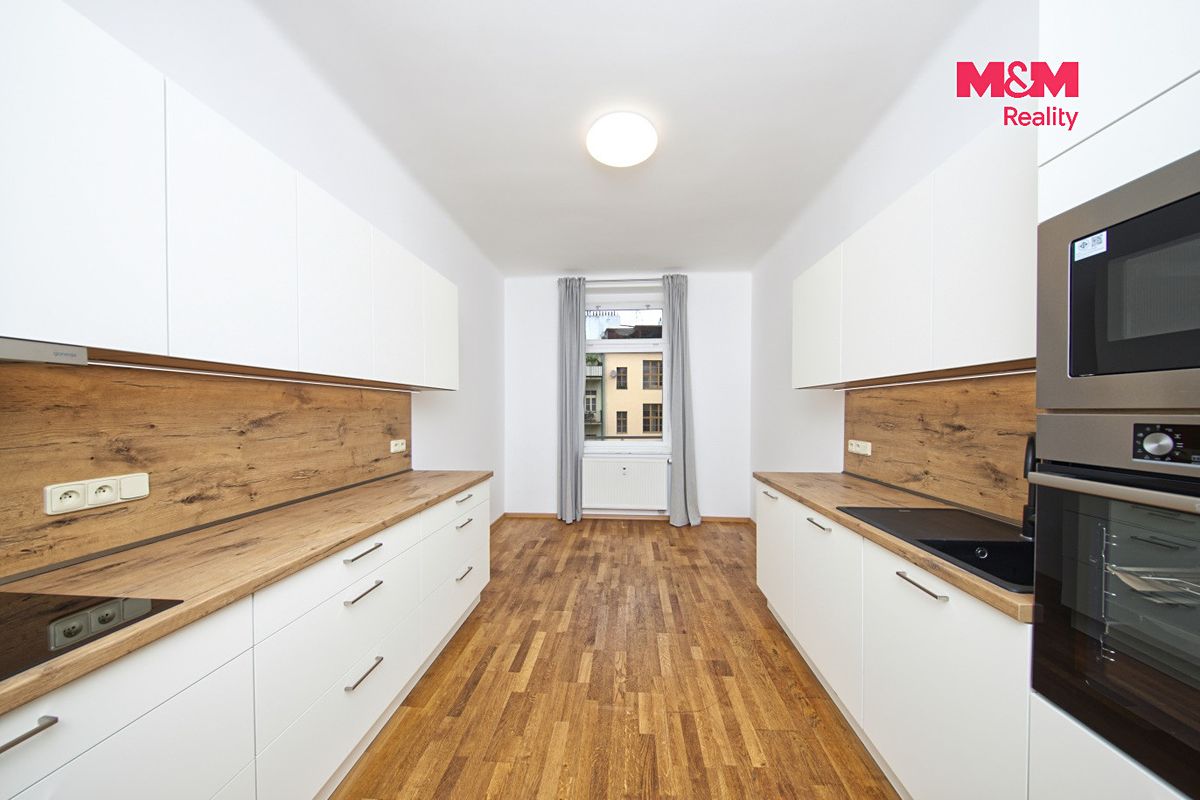 Pronájem bytu 3+1 119 m² – fotografie 3