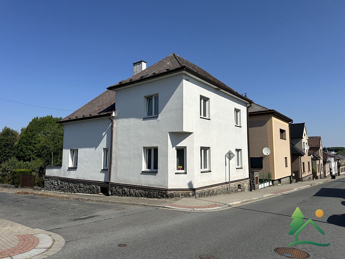 Prodej rodinného domu 140 m², pozemek 415 m²