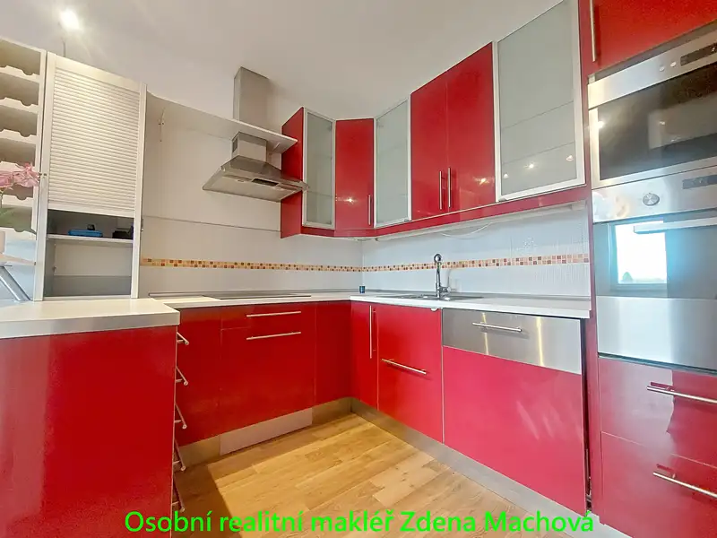 Pronájem bytu 3+kk 67 m², Praha – náhled fotky 2