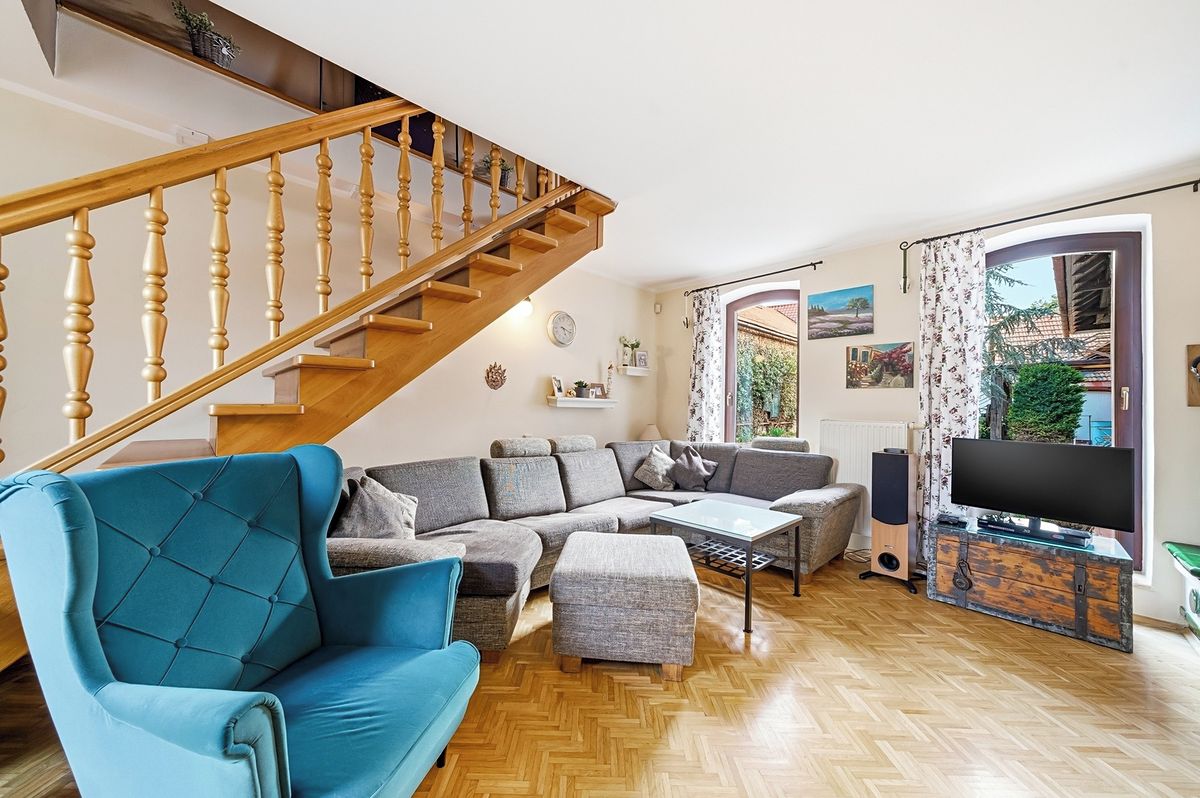 Prodej vícegeneračního domu 470 m², pozemek 3686 m² – fotografie 2