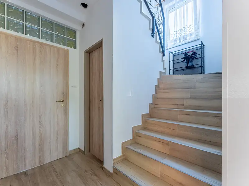 Prodej bytu 3+1 77 m², Praha – náhled fotky 3