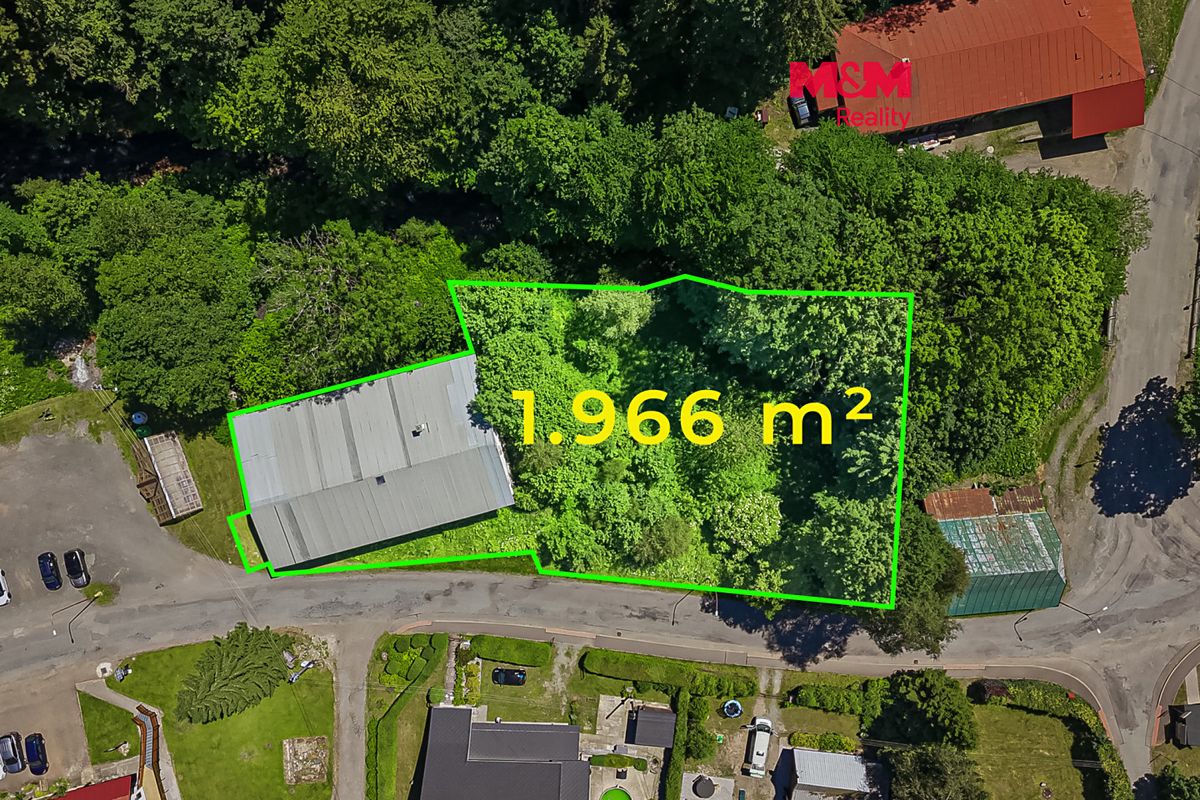 Prodej stavebního pozemku 1966 m²