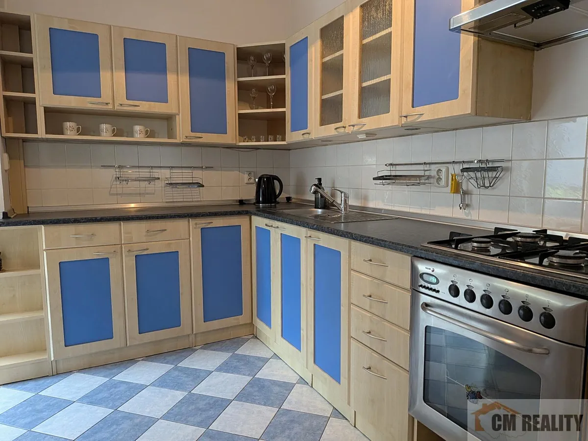 Prodej rodinného domu 245 m², pozemek 328 m²