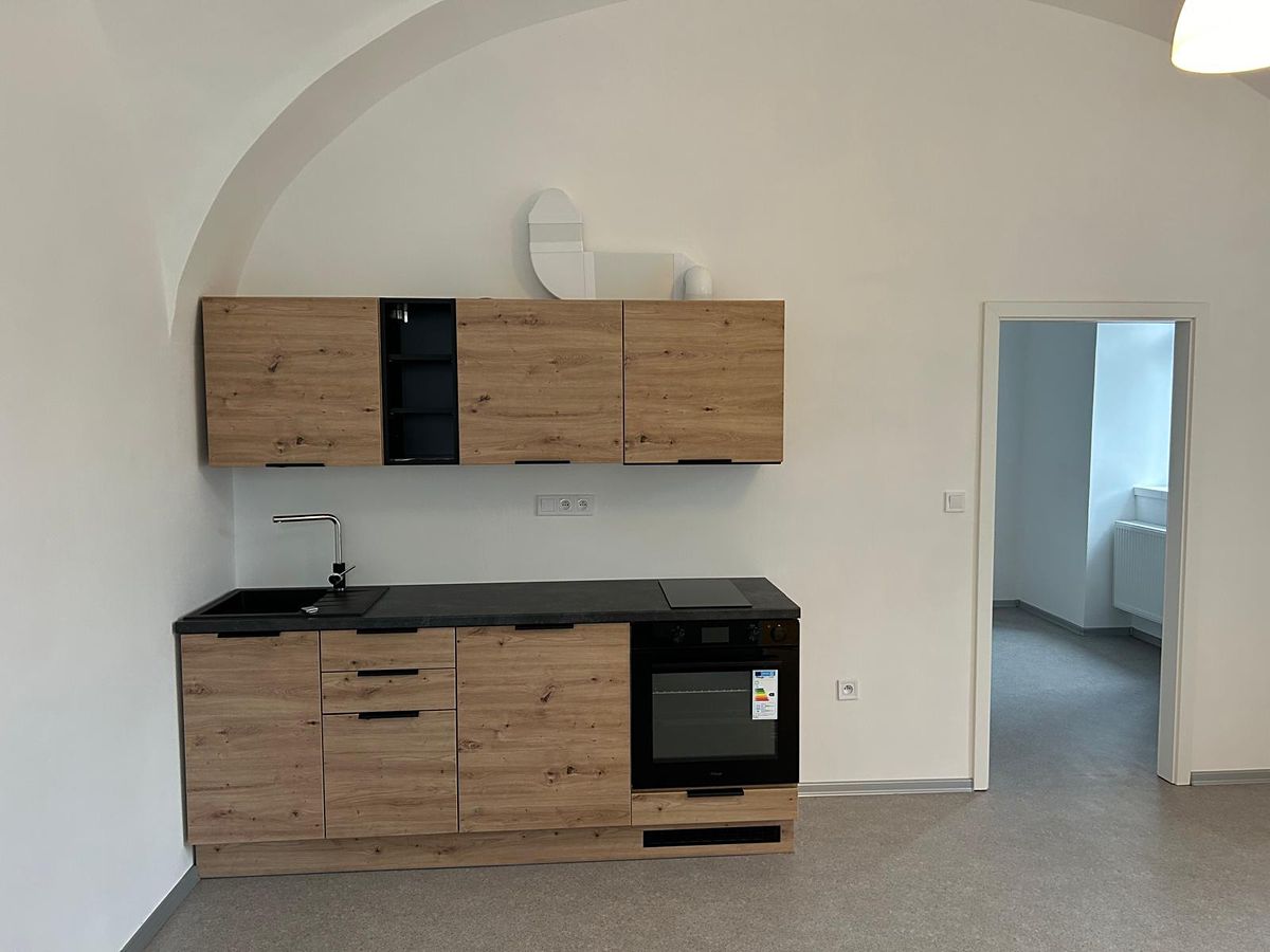 Pronájem bytu 2+kk 42 m²
