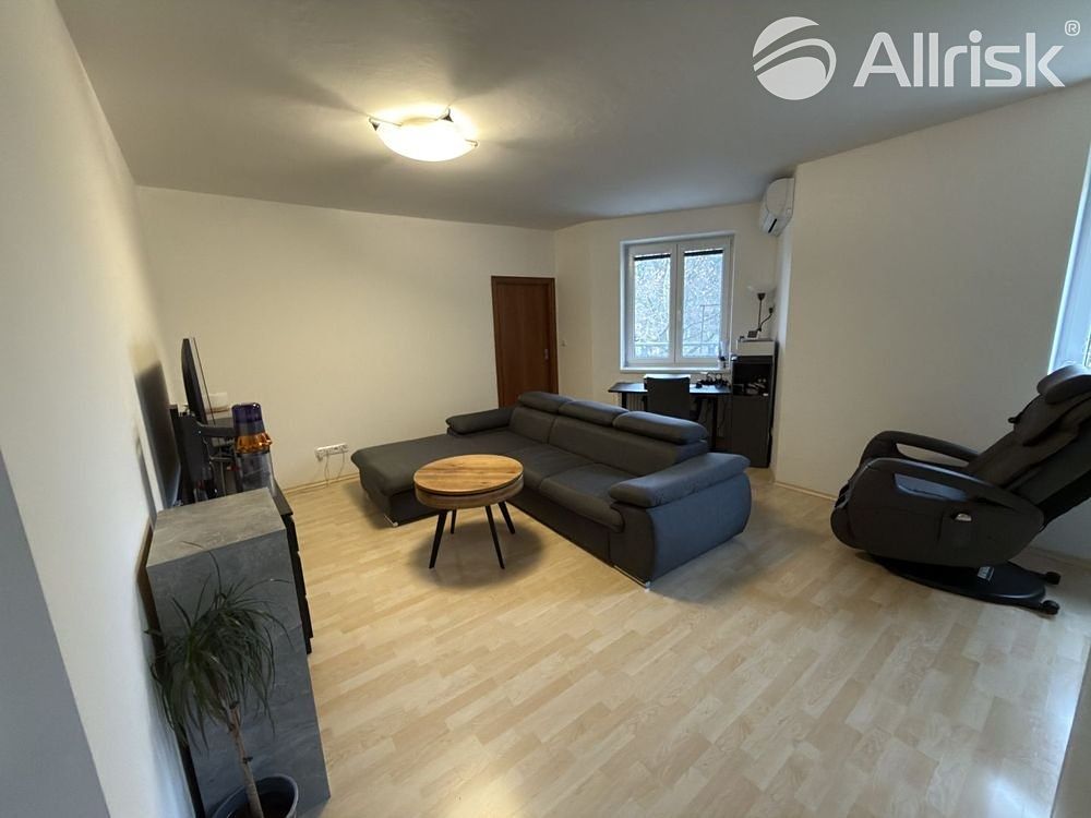 Prodej bytu 2+kk 57 m² – fotografie 3