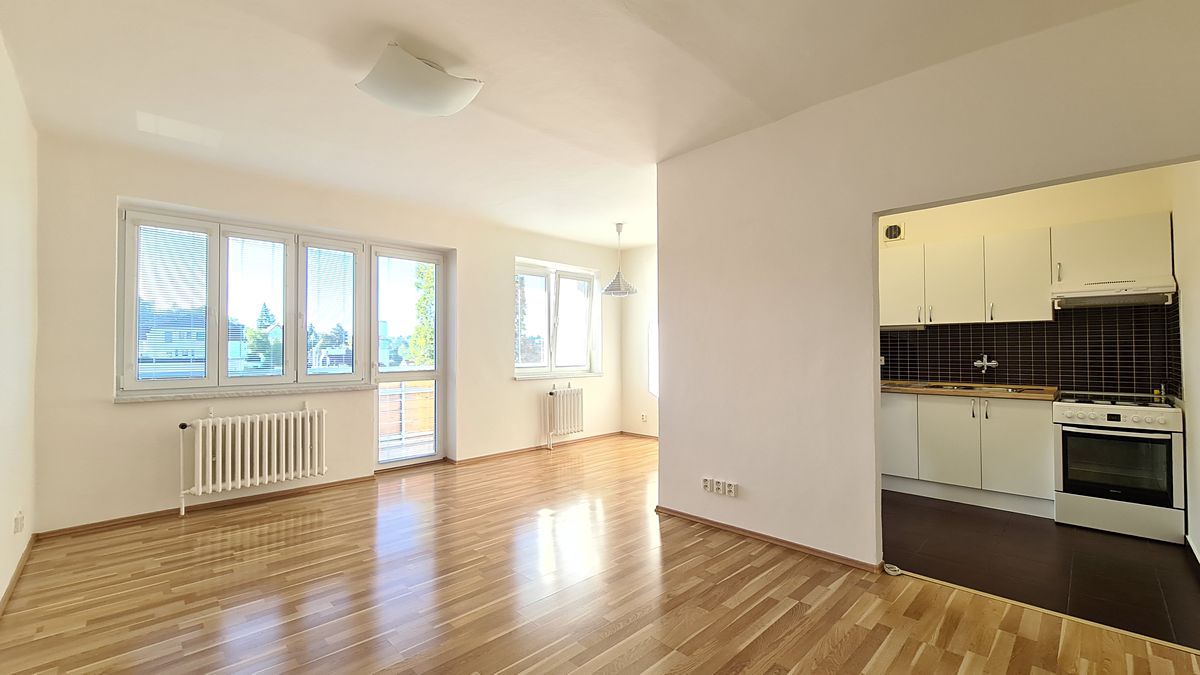 Pronájem bytu 3+kk 70 m² – fotografie 4